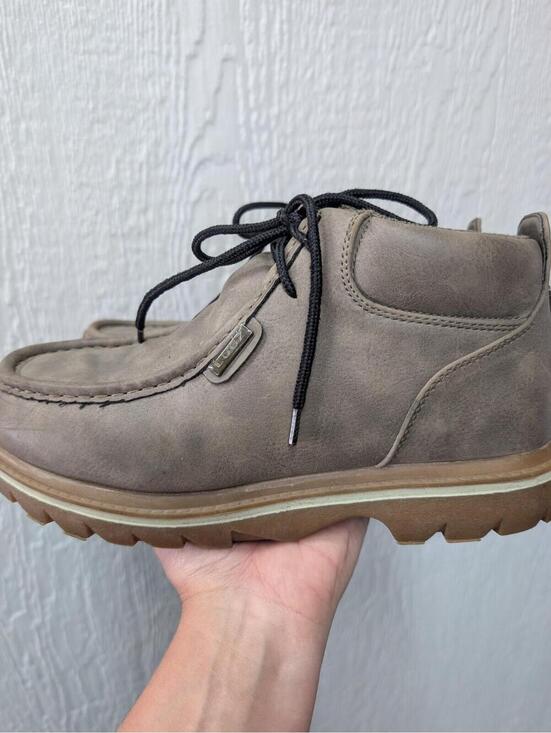 Lugz Fringe Moc Toe Chukka Boots Gray Leather Men\'s Size US 9.5 EU 43